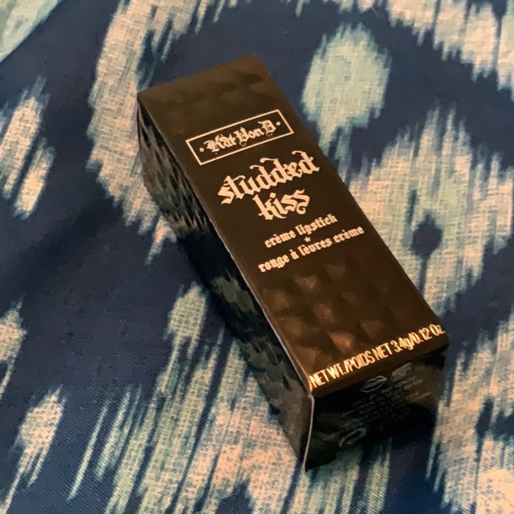 Kat von d homegirl matte studded creme lipstick